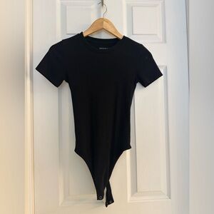 American Eagle Ribbed Short Sleeve Bodysuit – XS – Black